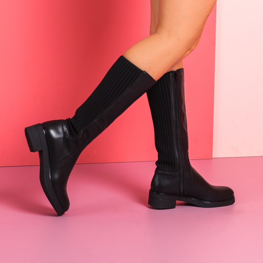 bottes hautes chaussettes