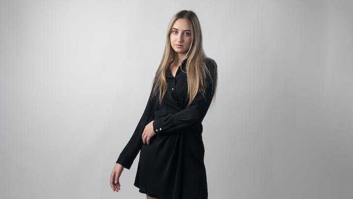 vestido-de-color-negro